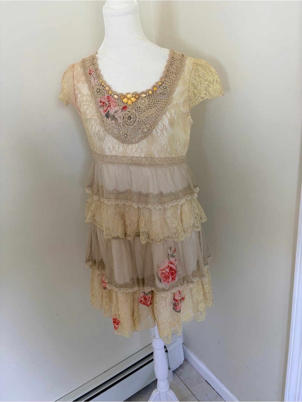 Vintage Y2K ruffle lace floral beaded midi dress READ